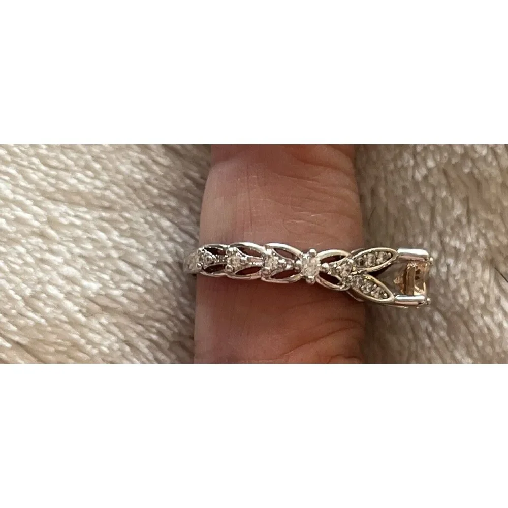 Orange Tint Round Cut Gemstone Silver Tone Ring - Sz 6 - Fashion Costume Jewelry - Picture 4 of 7